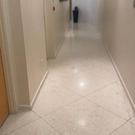 Medilon'S Apartments 伦敦 外观 照片