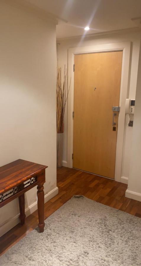 Medilon'S Apartments 伦敦 外观 照片
